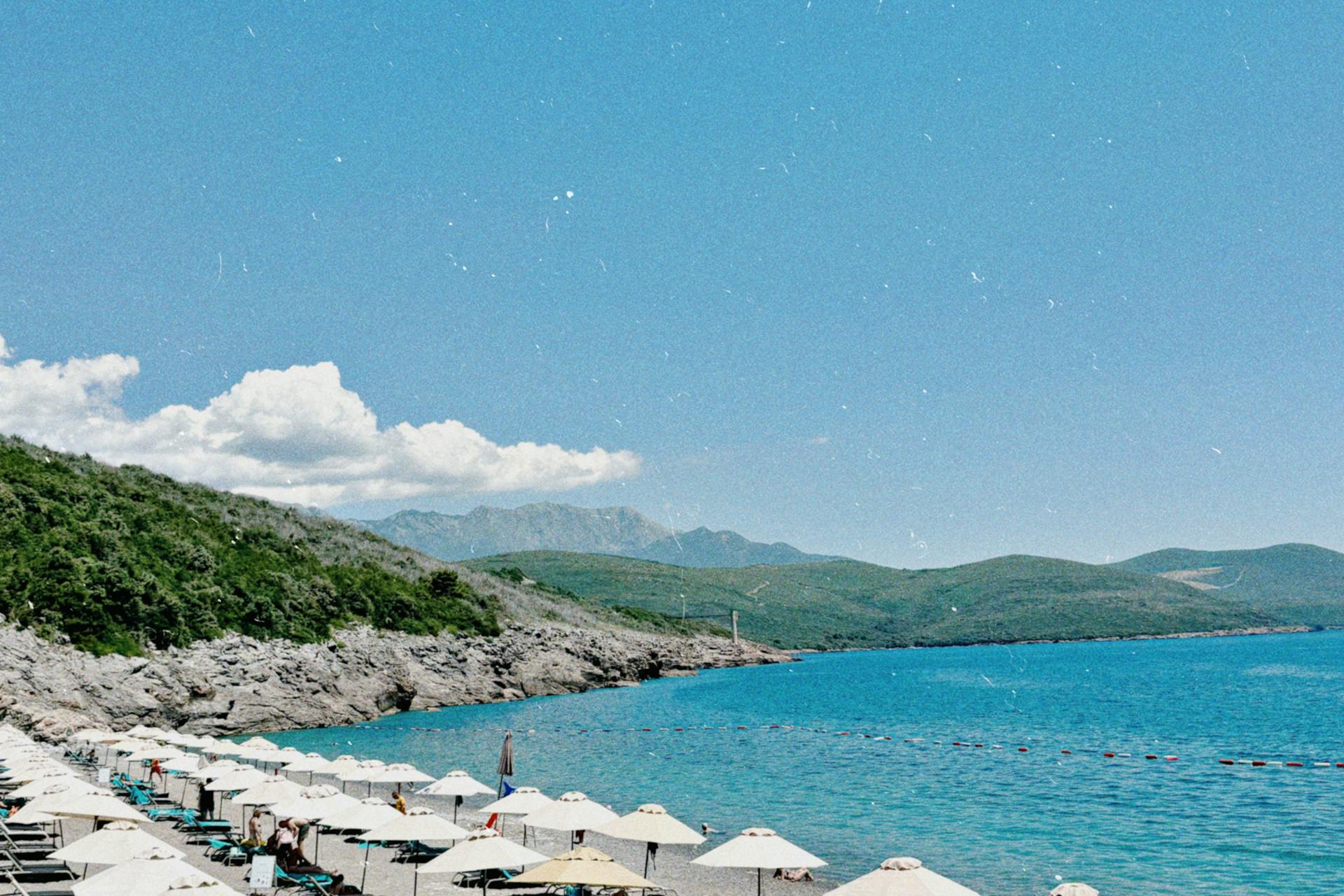 Velika Plaza: 12 km of Sand